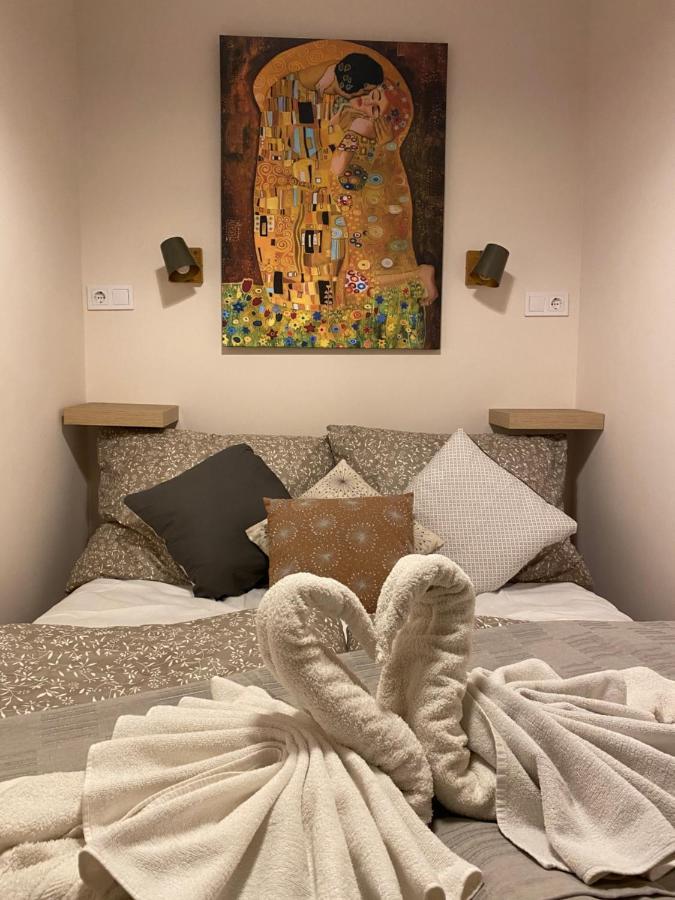 Mrs. Columbo'S Flat Apartment Budapest Luaran gambar